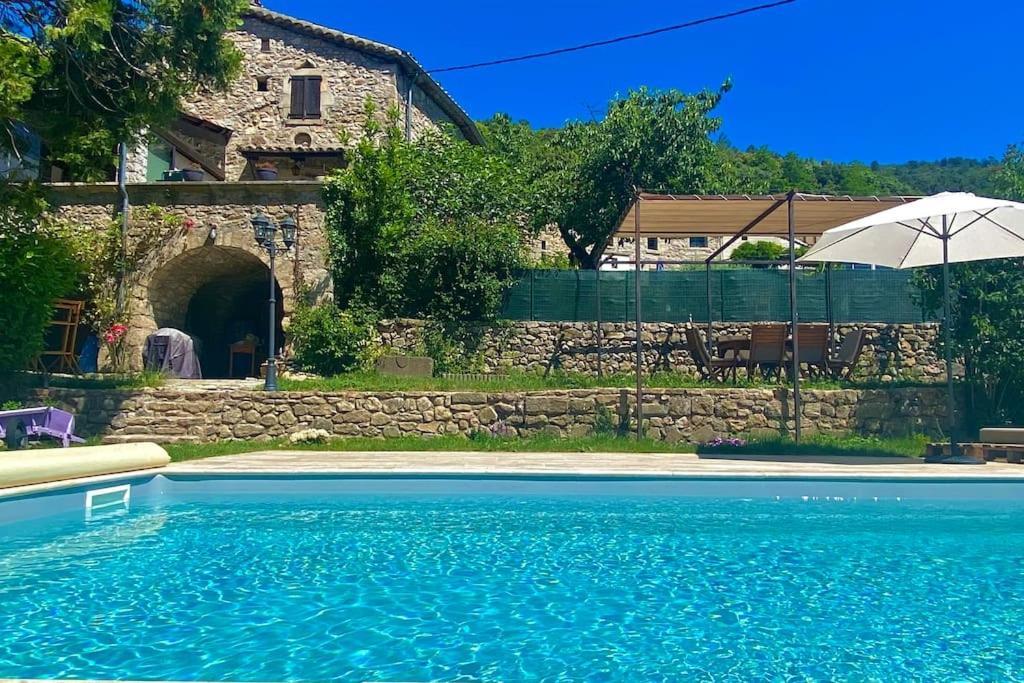 La Joannassiene, Maison Ardechoise De Caractere Exterior photo